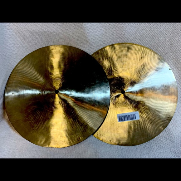 Pair of NWT 13" Cymbal World Percussion - Picture 1 of 5
